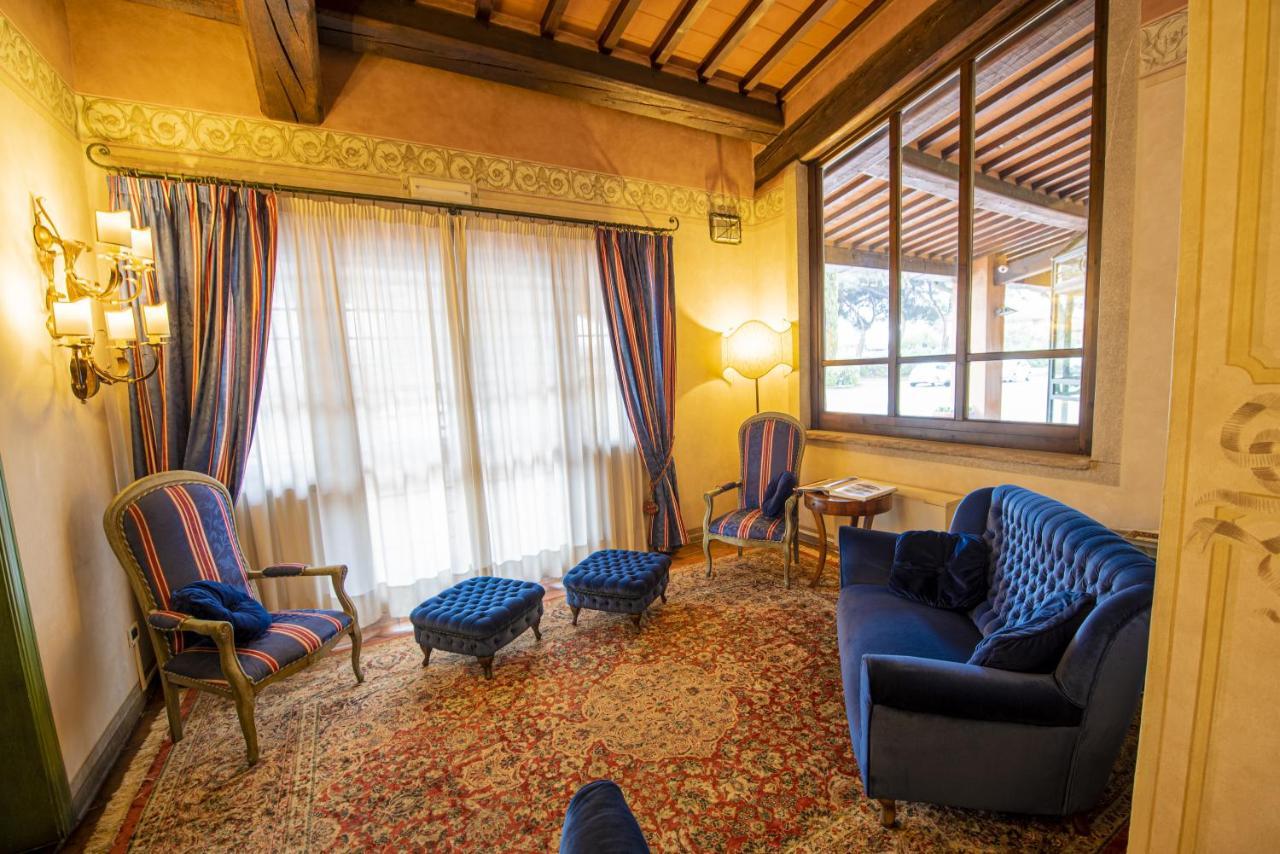 Hotel Boccaccio Calcinaia Exteriör bild