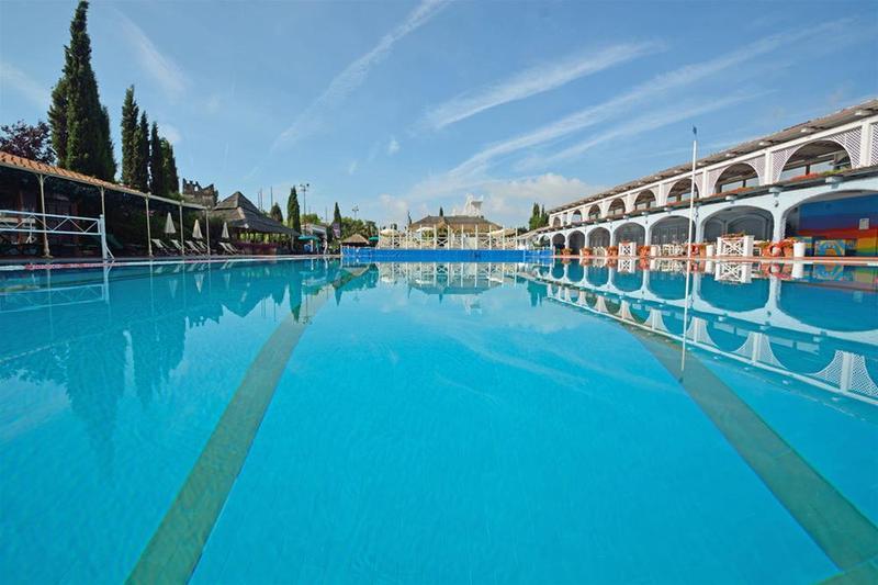 Hotel Boccaccio Calcinaia Exteriör bild
