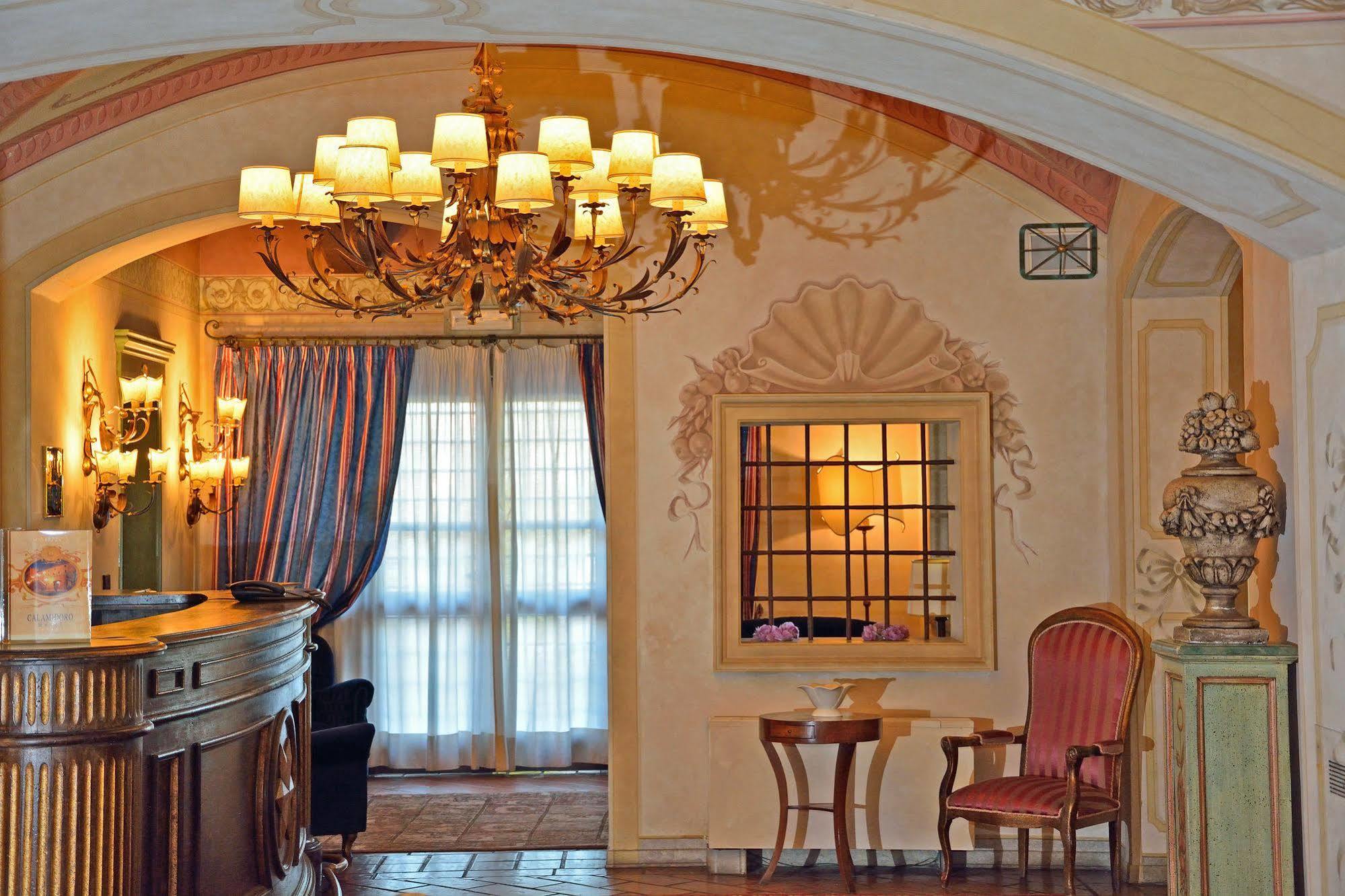 Hotel Boccaccio Calcinaia Exteriör bild